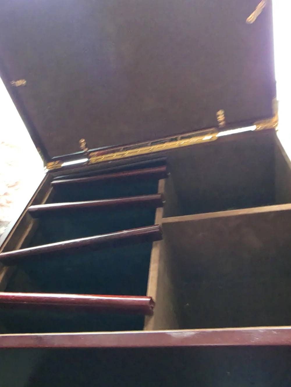 Vintage Memory/Jewelry Box Holds Single Photos Inside And Outside - Picture 3 of 5